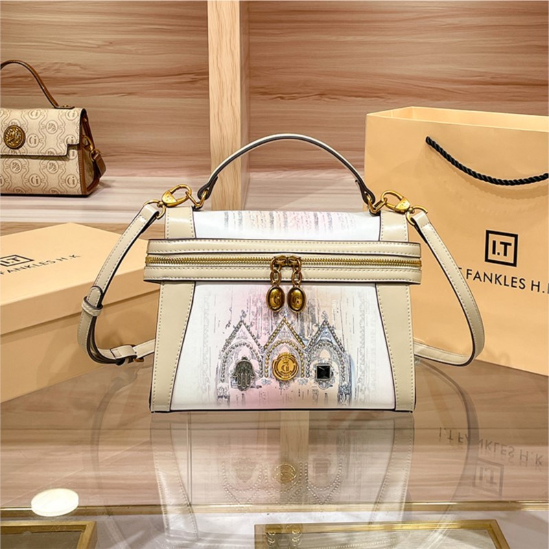 Interior Design High End - Light luxury brand women's handbag 2025