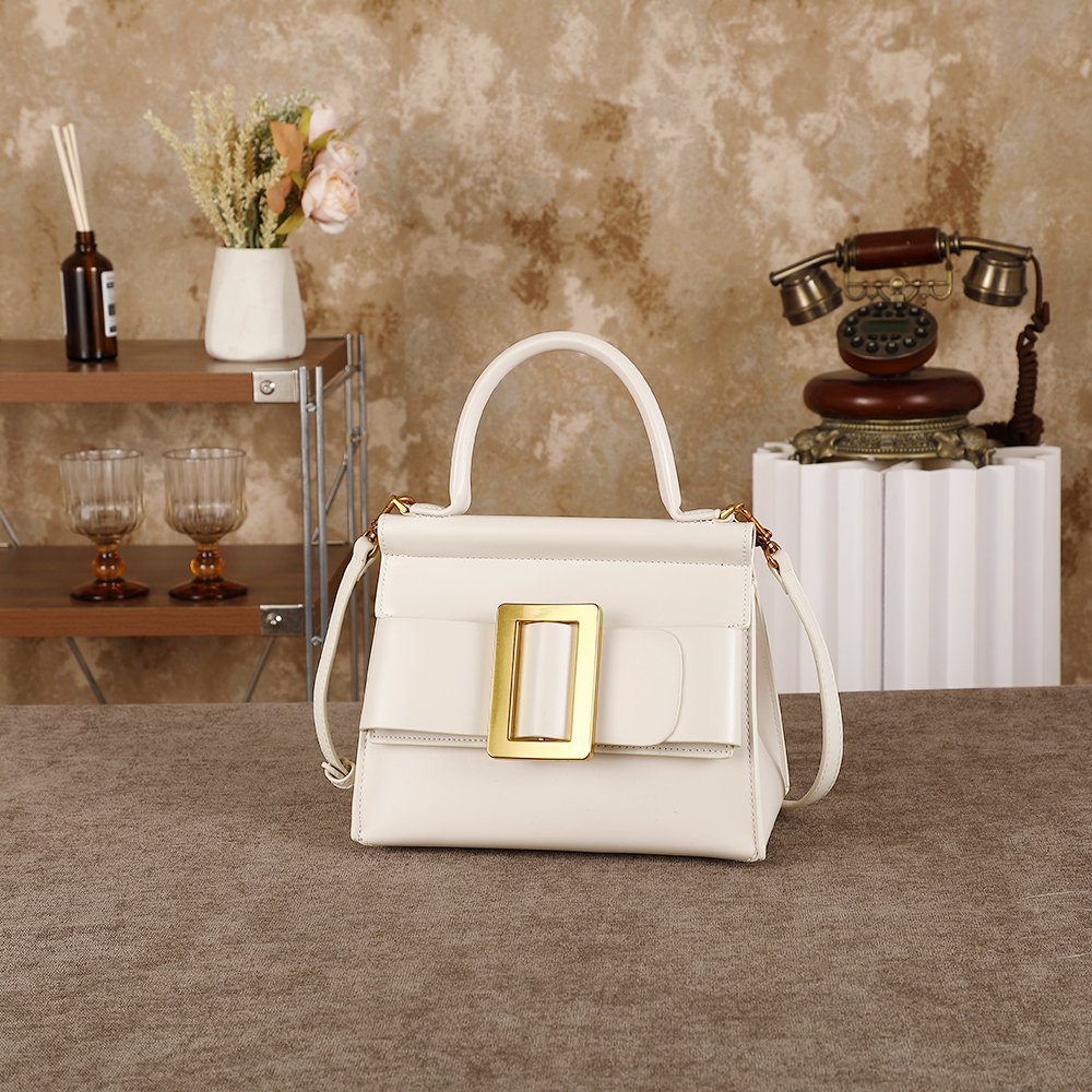 Ladies' handbag, 2026 season n - مراجعة Interior Design High End وسعره