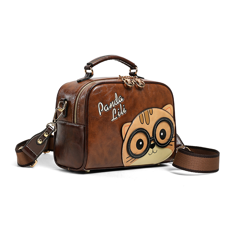 New shoulder bag, retro leathe - مراجعة Interior Design News وسعره
