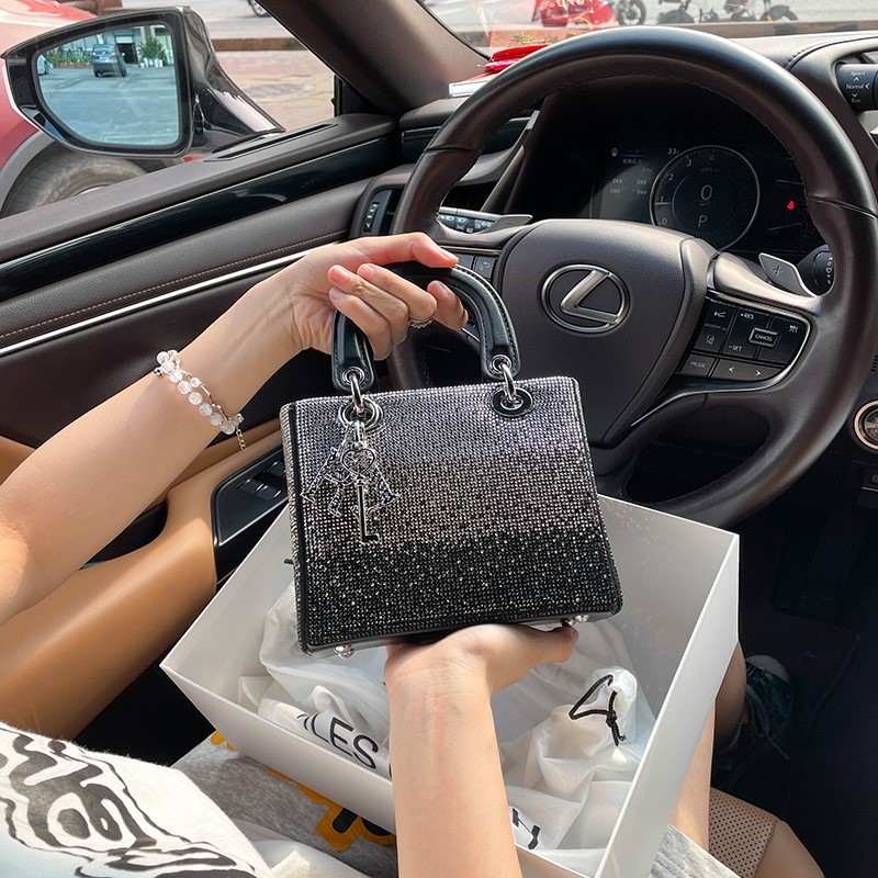 Women's handbag 2024 new high- - مراجعة Interior Design High End وسعره