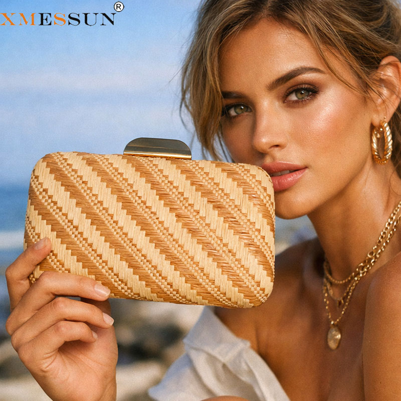 Women News Acrylic Clutch Even - مراجعة Interior Design News وسعره