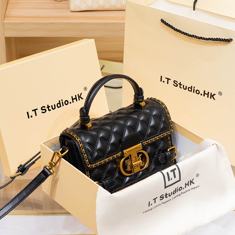 Women's handbag genuine diamon - مراجعة Interior Design Grid وسعره