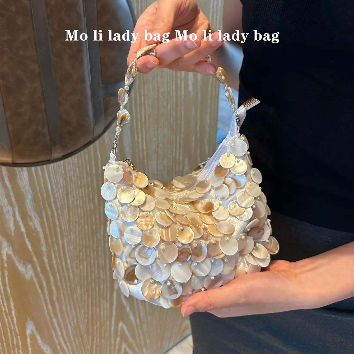 Luxury Sequin Internal Chain S - مراجعة Interior Design Intern وسعره