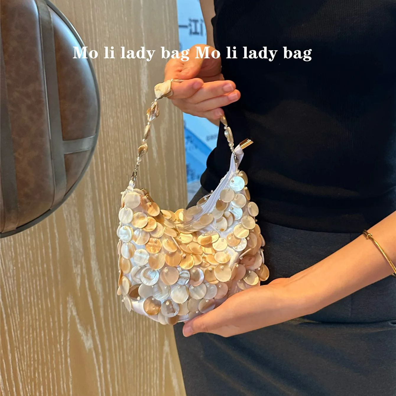 Luxury Sequin Internal Chain S - مراجعة Interior Design Intern وسعره